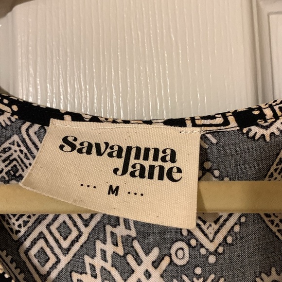 Savanna Jane Multicolor Geometric Blouse NWOT Medium - Picture 2 of 4